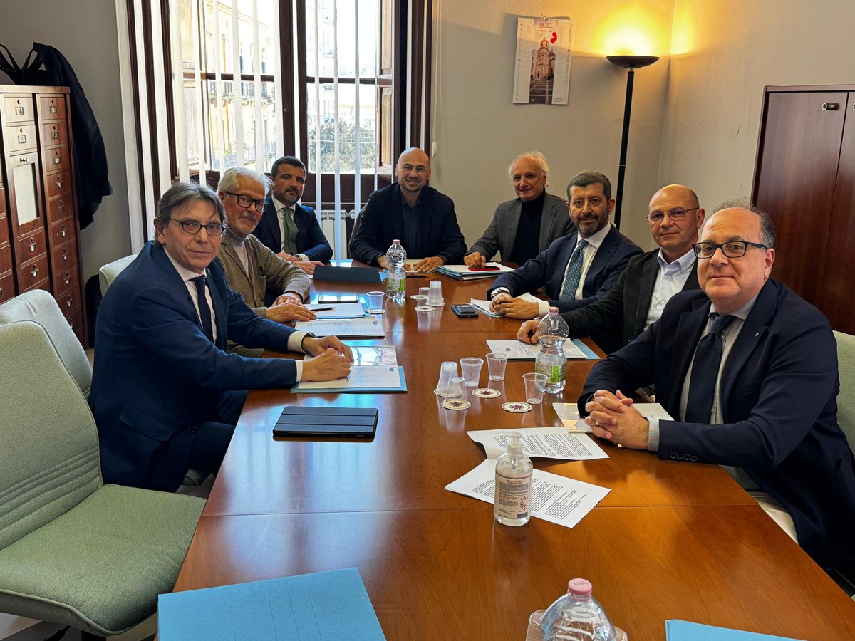 uni_cl_it's tweet photo. Consorzio Universitario Caltanissetta: Insediato il Comitato Tecnico

Accolto dal CDA composto dal Presidente Gianluca Tumminelli e dai componenti Alessandro Maira e Francesco Marra si è insediato il Comitato Tecnico Consultivo Territoriale del Consorzio.

https://t.co/NkpQT2z5Dy https://t.co/LouNfaEpO7