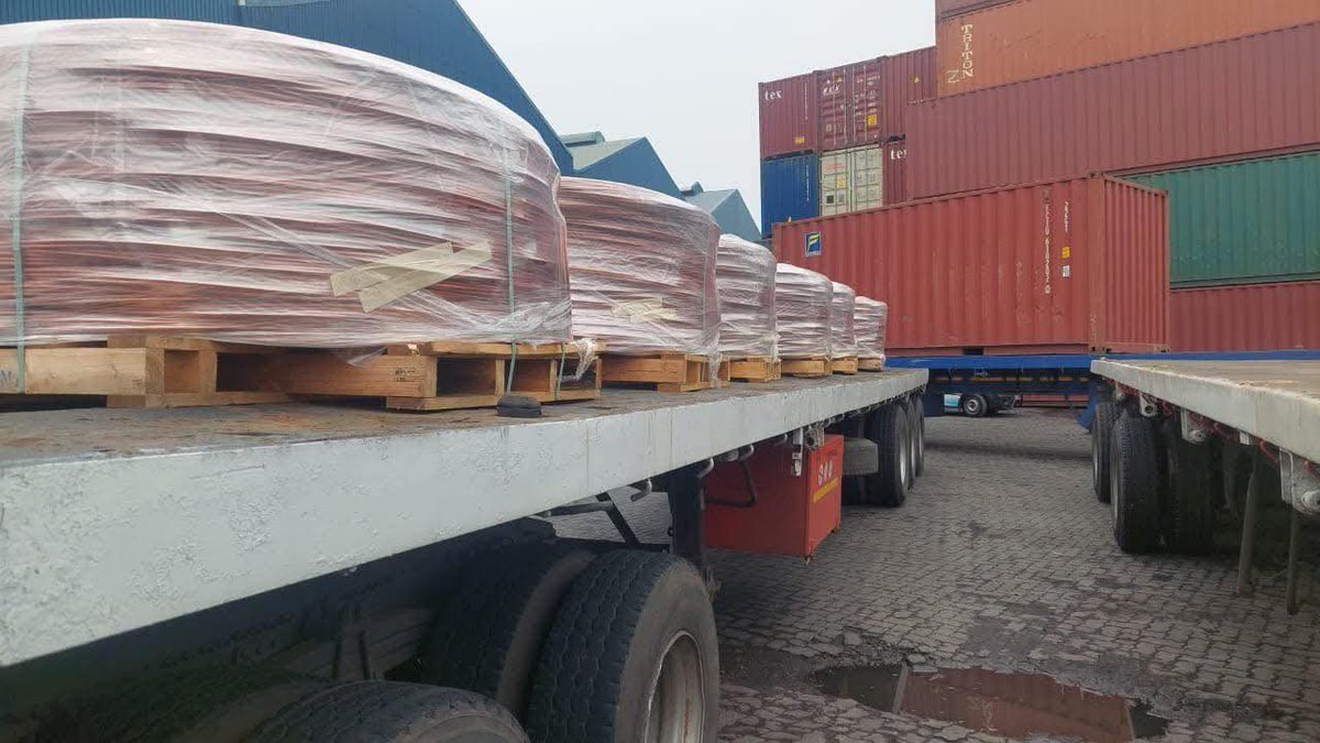 Mankaeza tweet media