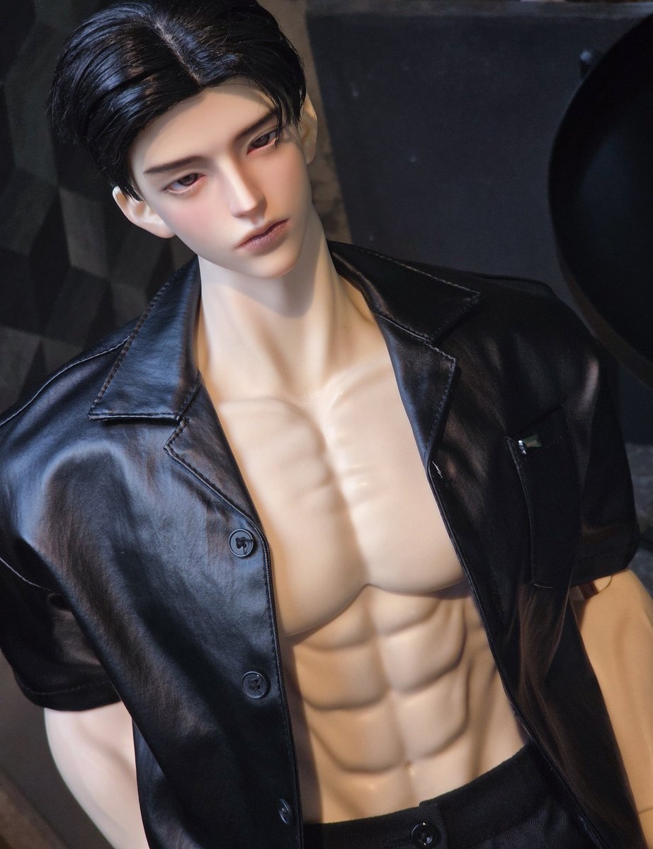 덤더미 tweet media