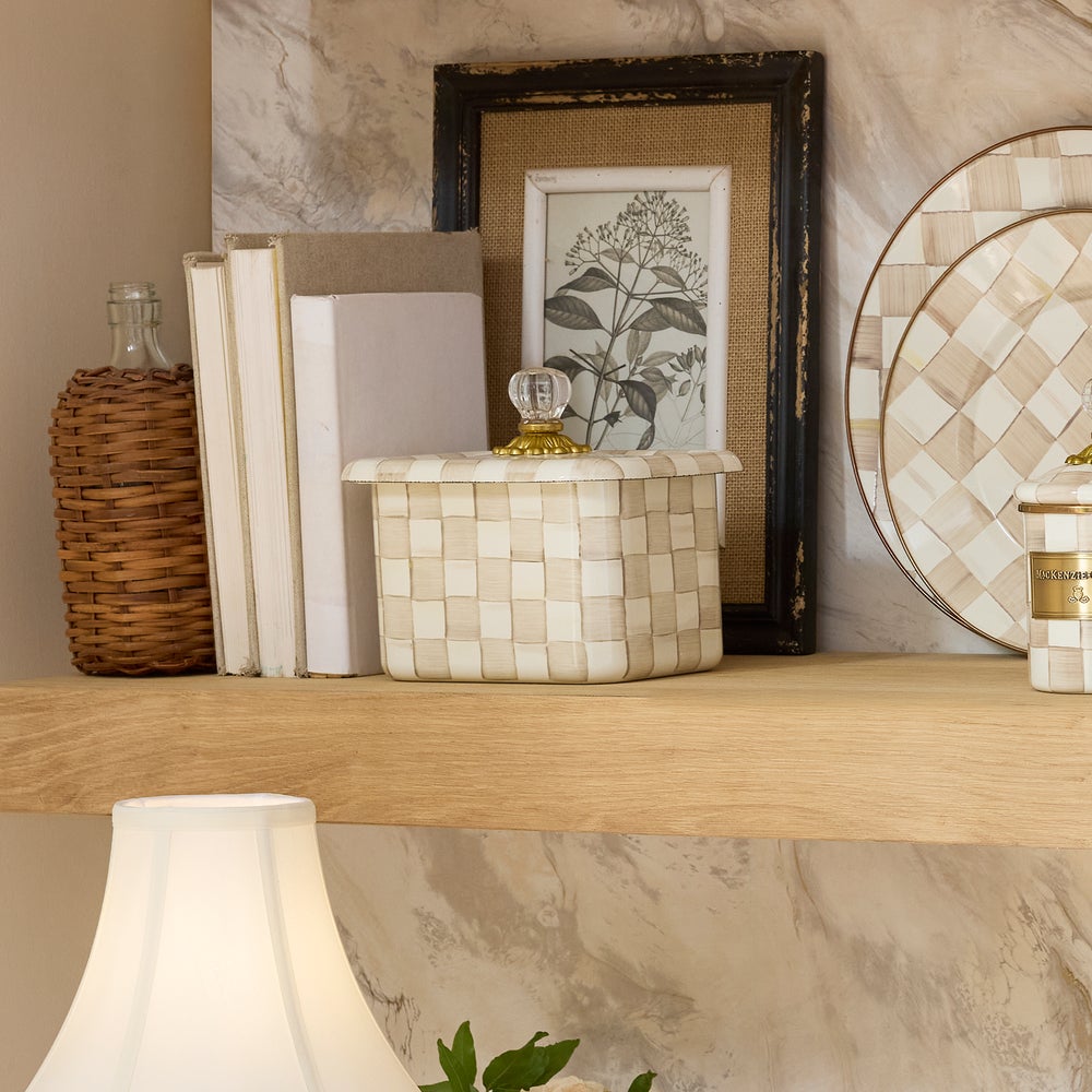 MC_UK_offical's tweet image. Keep your treasured family recipes safe and organized with MacKenzie-Childs recipe boxes—where every secret ingredient finds its perfect place! 

mackenzie-childs.co.uk/product-page/m…

 #FamilyRecipes #RecipeBox #MacKenzieChilds #HomeCooking #SecretIngredients