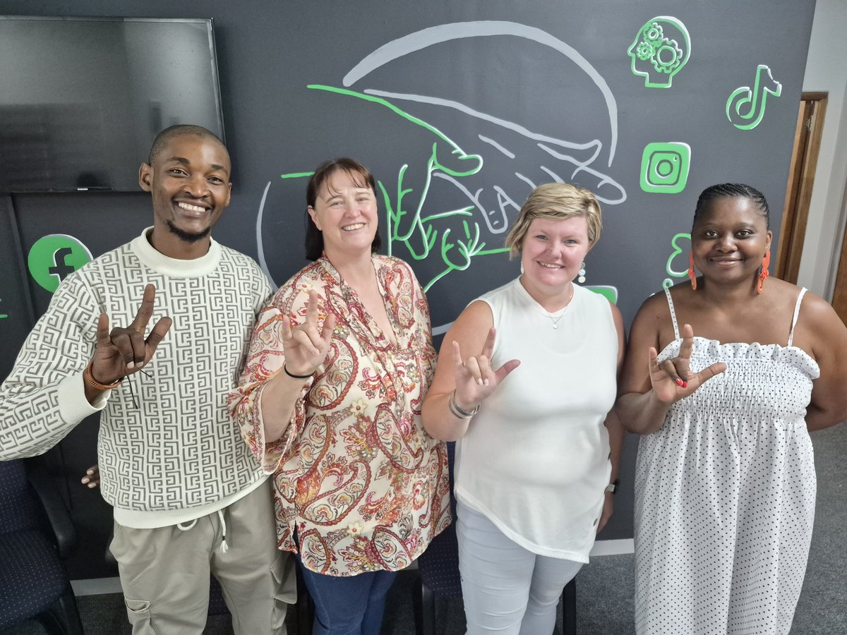 DeafKidz International tweet media