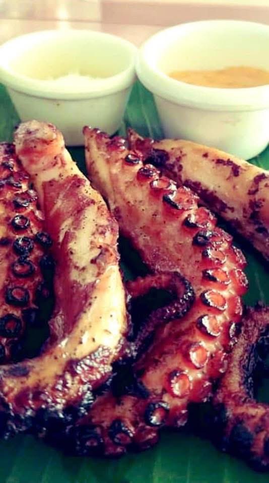 Este #JUEVES salga de lo común mejor #FABADA #PAELLA #TORTILLA ESPAÑOLA #PULPOS