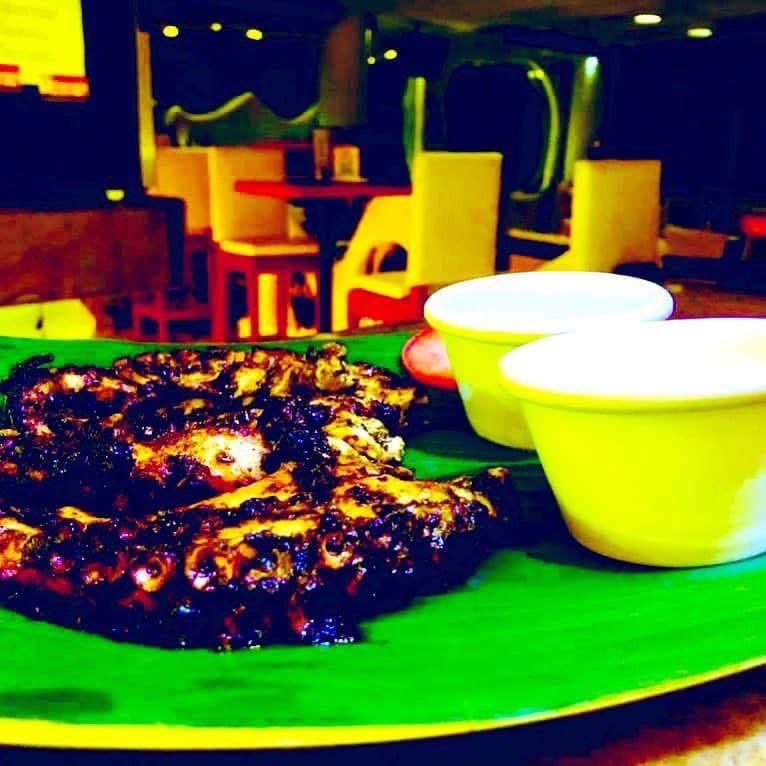 Este #JUEVES salga de lo común mejor #FABADA #PAELLA #TORTILLA ESPAÑOLA #PULPOS