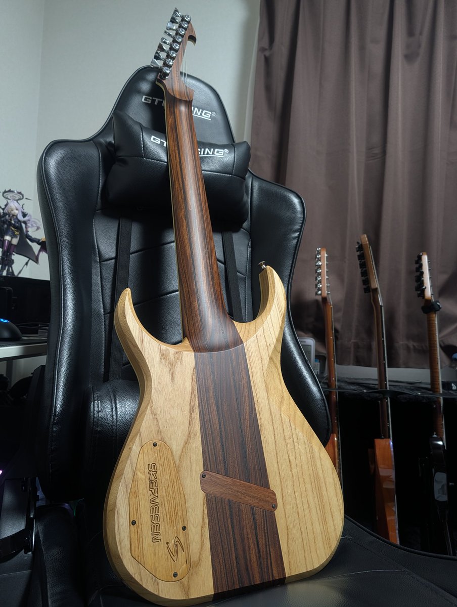 せんば tweet media