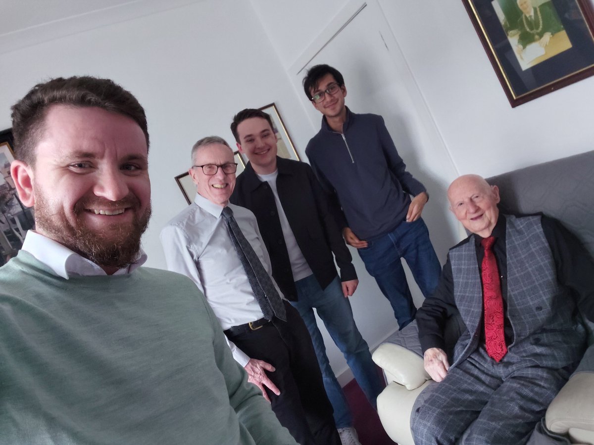 dundeewestend's tweet image. It was a pleasure for us both yesterday to meet with former Lord Provost John Letford &amp;amp; @DundeeYC's Jamail Umar &amp;amp; Jack Anderson.

This year, Dundee Youth Council celebrates its 15th anniversary. It was founded in 2011 during John's tenure as Lord Provost.

#Dundee  #dundeewestend