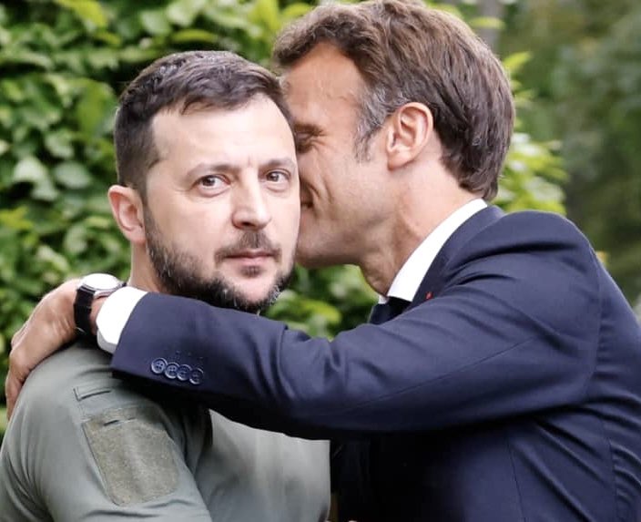 Florian Philippot tweet media