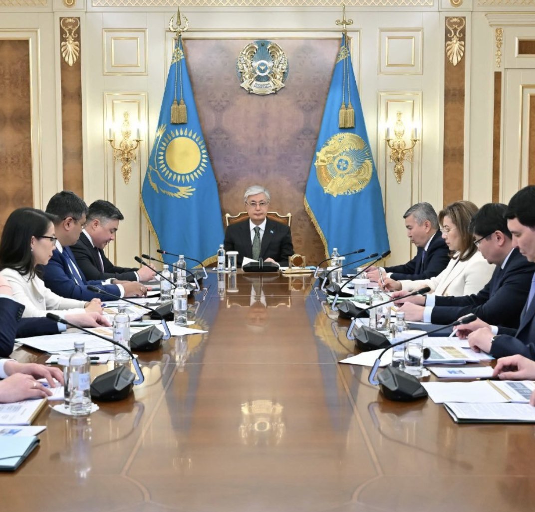 bitcoinlfgo's tweet photo. 💥BREAKING 

BULL MARKET IS COMING 👀 

Kazakhstan's 🇰🇿 Central Bank Announced It Will Buy $350,000,000 Worth Of #Bitcoin And Crypto Starting In April https://t.co/SoLVFs1Xmh