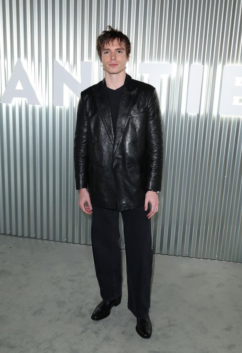 NickChavezNews's tweet photo. Nicholas Alexander Chavez attends Vanity Fair's "The 2026 Vanities Party: A Night for Young Hollywood"  🤍

 📸 Etienne Laurent, Getty Images https://t.co/nemhdueLiu