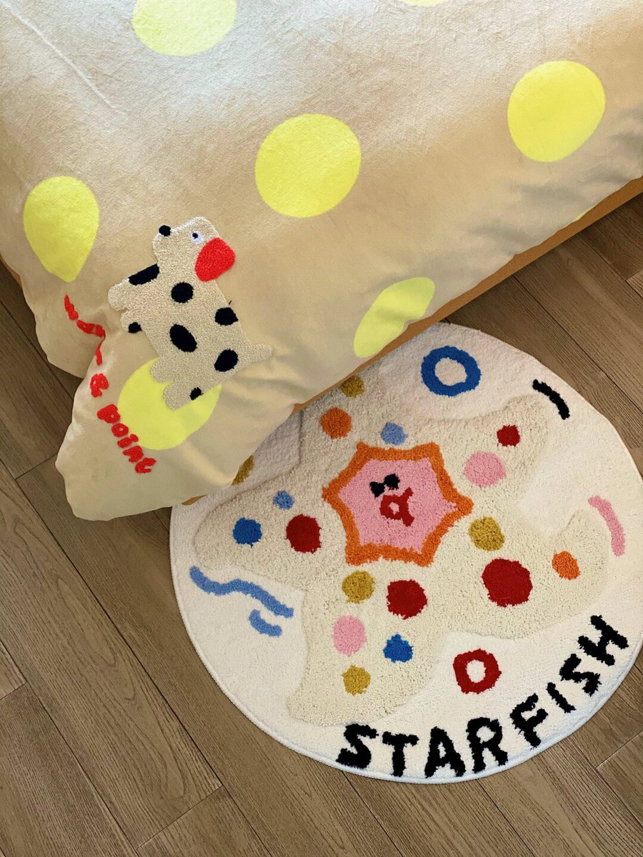 Priyans78527050's tweet photo. " Spring clean: Donate old clothes/toys → give them new life!  Tag someone who needs a declutter nudge! #DeclutterWithPurpose #SecondhandLove" https://t.co/QGu2DEzbJX