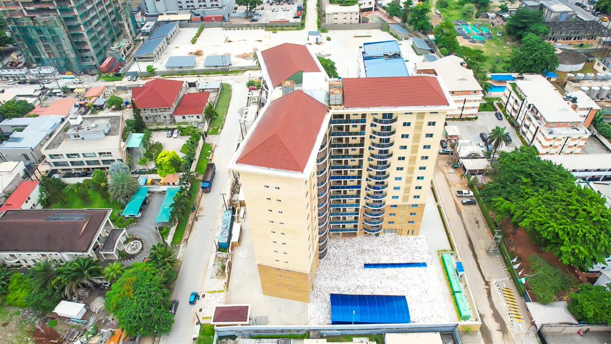 WeAreWisecom's tweet photo. FOR INVESTMENT: Luxury Apartment - Ikoyi, Lagos

• Location: Old Ikoyi, Ikoyi Lagos
• Land Size: 4,000 sqm
• Title: Governor’s Consent
• Price: $20m USD

Configuration:

• 38 units of 4-Bedroom Apartments (all ensuite, with BQ)
• 3 car parks per unit
• 12 floors 

.
1/4 https://t.co/FAMTbB68E3