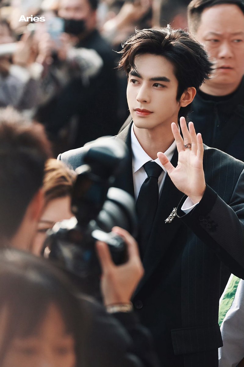 dailylinxi's tweet photo. SONG WEILONG https://t.co/dgMuoGhEeZ