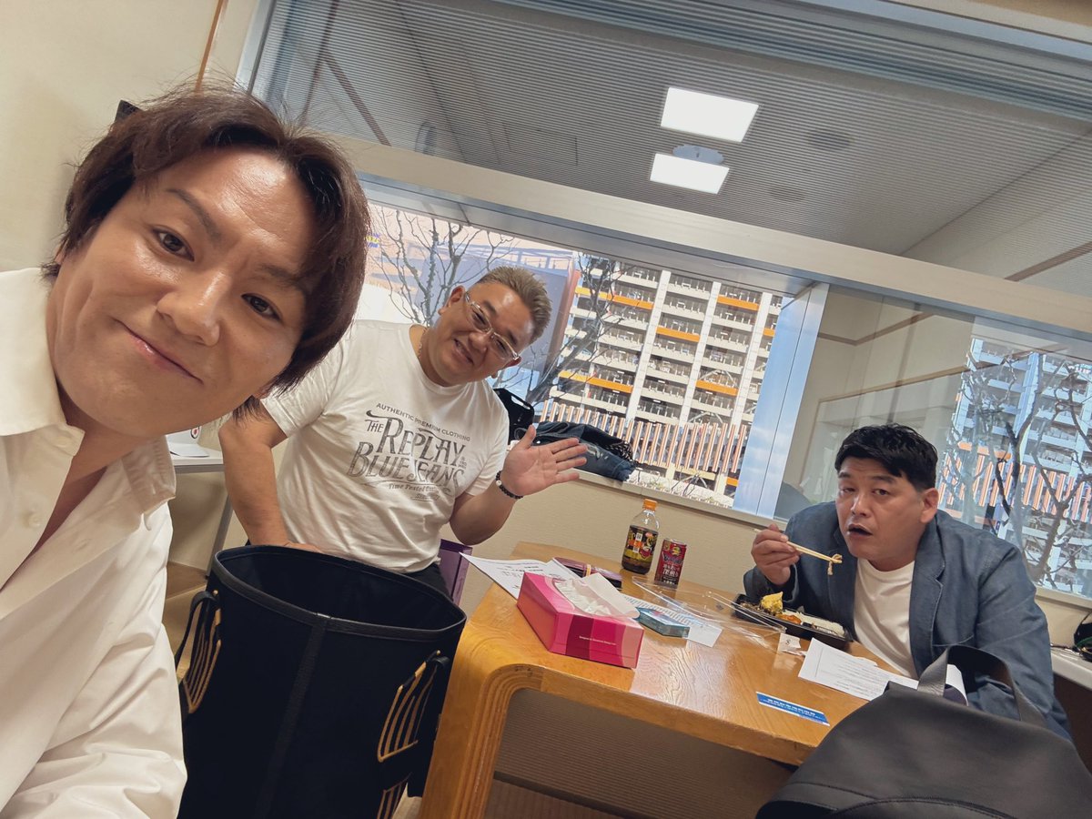 狩野英孝 tweet media