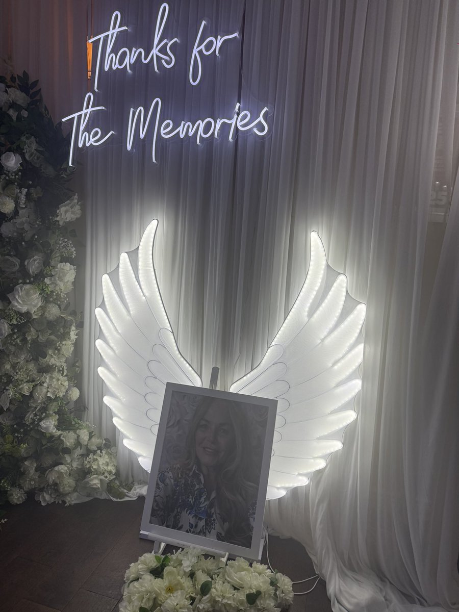 What a gorgeous send off for my amazing auntie Sammy 🤍