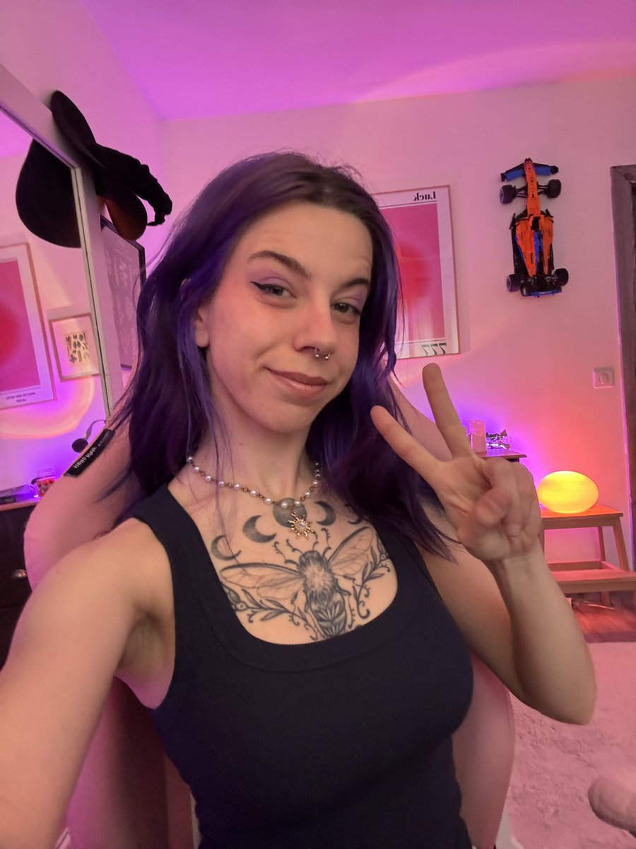 Nora ✨ tweet media