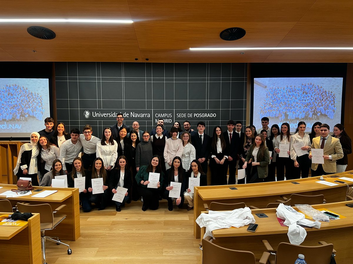 Facultad de Medicina # Universidad de Navarra tweet media