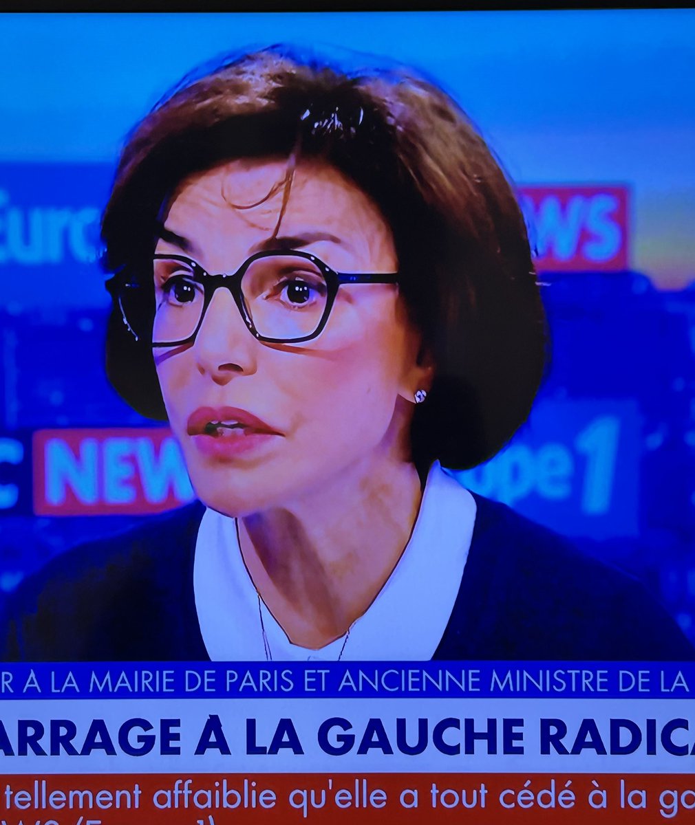 Ce matin Rachida Dati sur un ton très choisi et bien plus humble, supplie, implore, prie les parisiens et leur raison de voter pour elle‼️ 
Et dès que Laurence Ferrari prononce le nom de Sarah Knafo, elle tient un discours de “Bonne Mère” qui va faire des miracles et dénonce sans