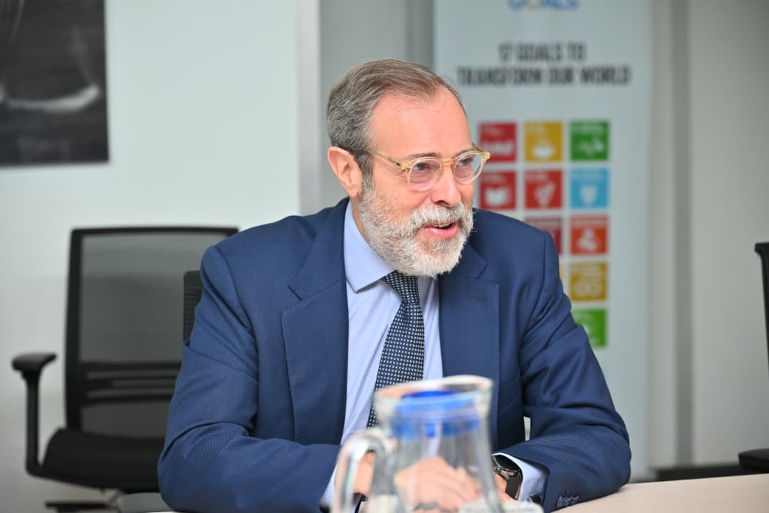 ECA_OFFICIAL's tweet photo. ES @claverGatete held a courtesy meeting with incoming Portuguese Amb. H.E. Paulo Jorge Pereira do Nascimento to discuss cooperation on Africa’s economic integration, climate action &amp; innovative financing, and opportunities to deepen Portuguese private sector engagement in Africa https://t.co/v2q5Z16cjL