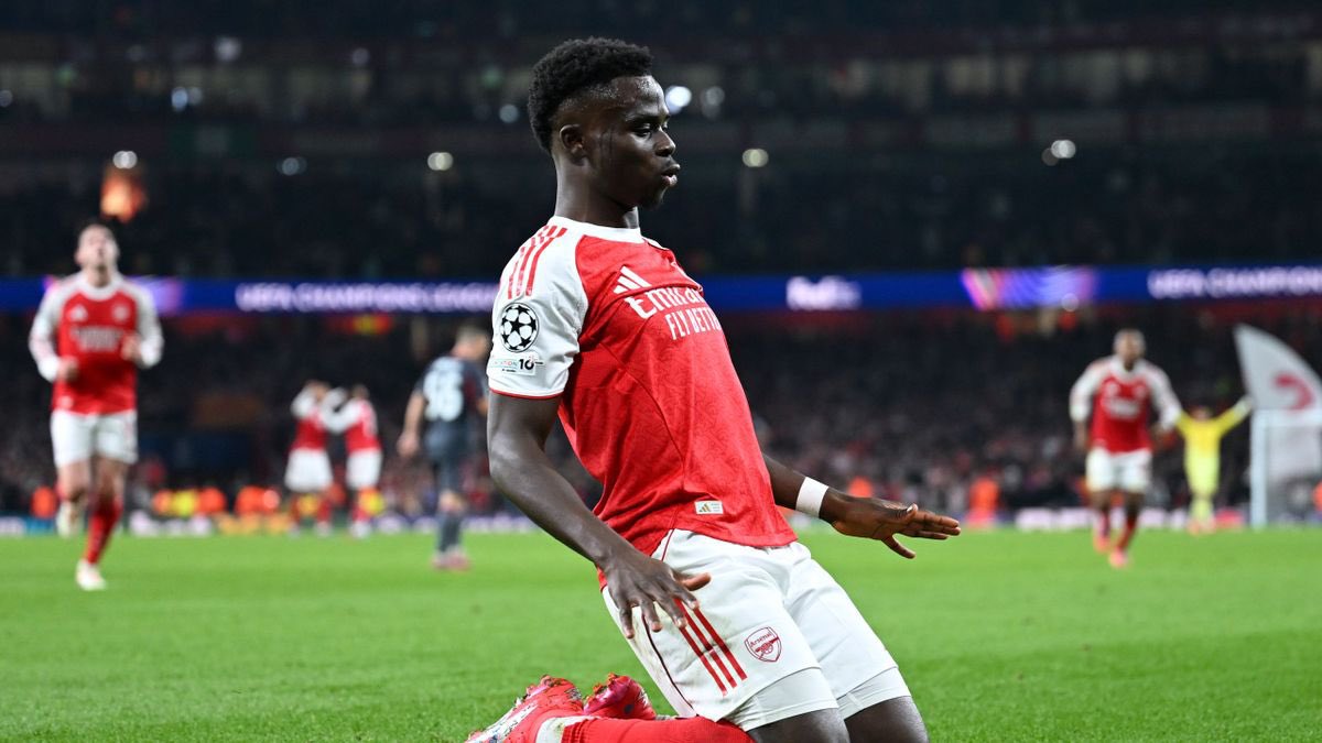 Arsenalnewschan's tweet photo. Which player do YOU prefer seeing start for #Arsenal on the right at the moment?! 🤔 ⚽️ 

RT for Saka 🏴󠁧󠁢󠁥󠁮󠁧󠁿                     Like for Madueke 🏴󠁧󠁢󠁥󠁮󠁧󠁿 https://t.co/xlbsBBTswF