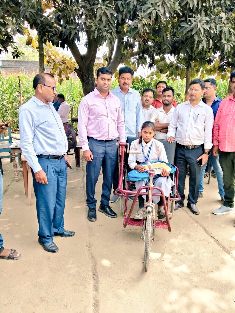 Neeraj Kanojia tweet media