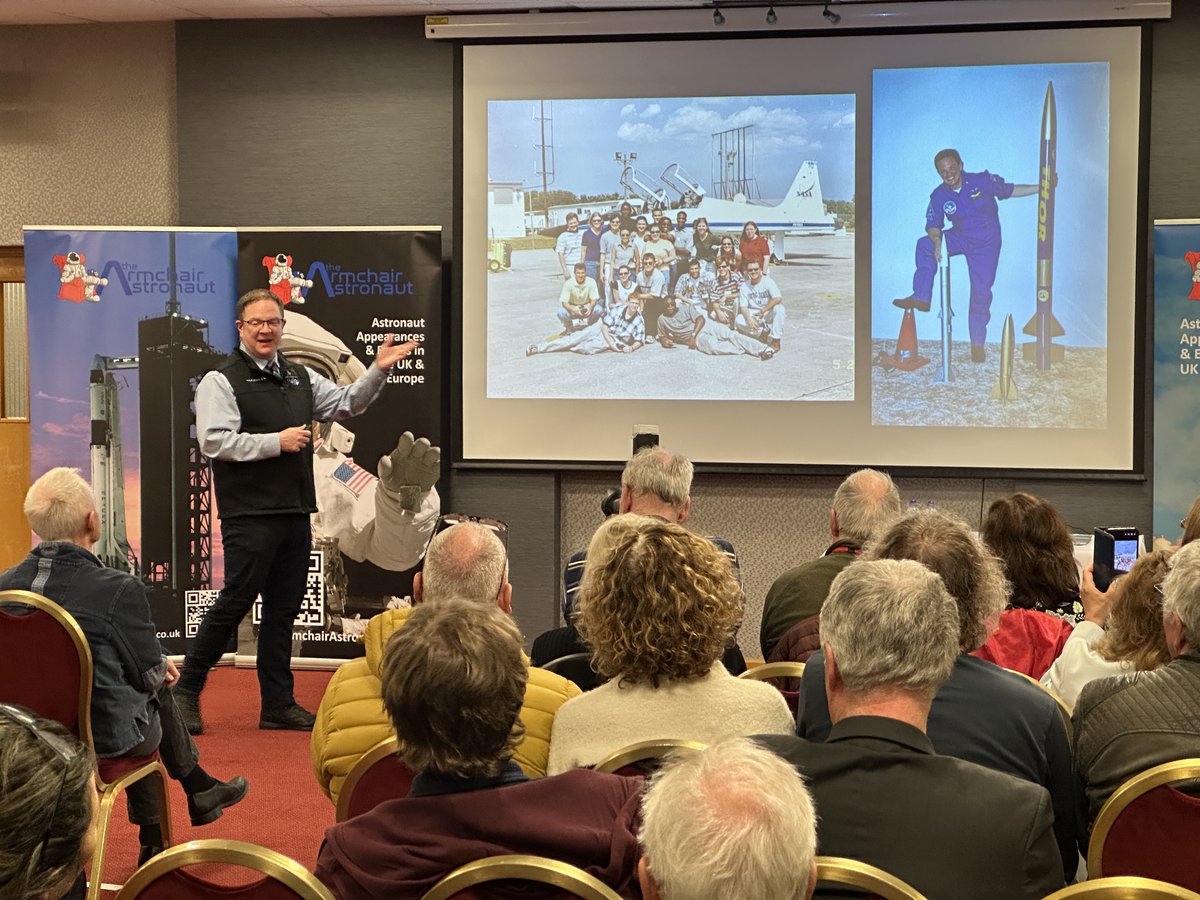 TheArmchairAstronaut tweet media