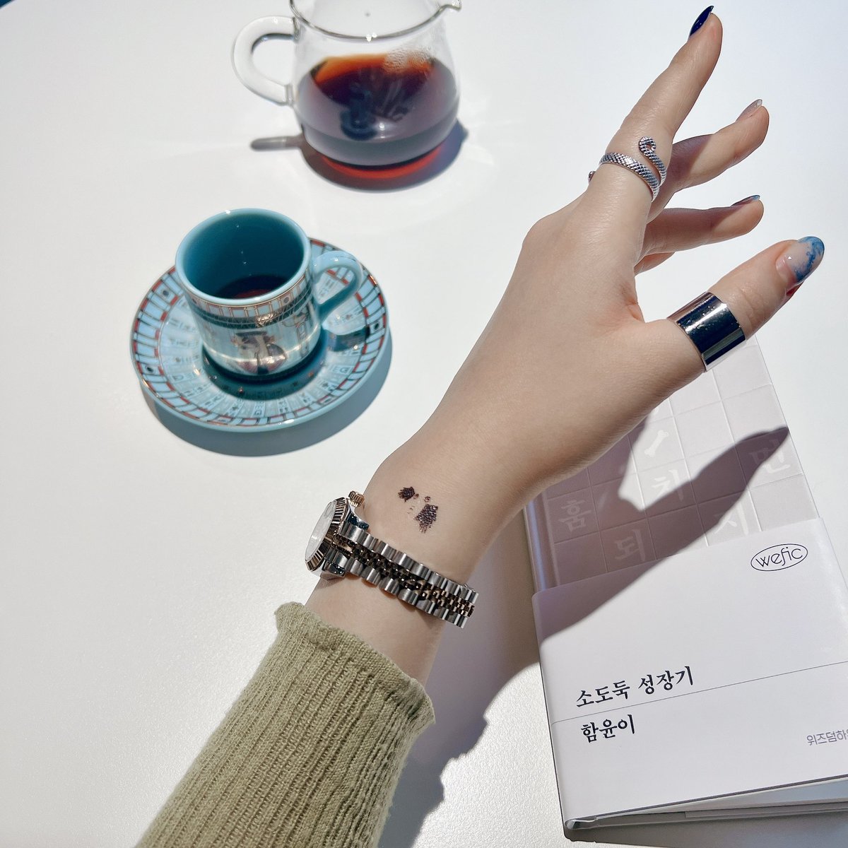 yoko820 tweet media