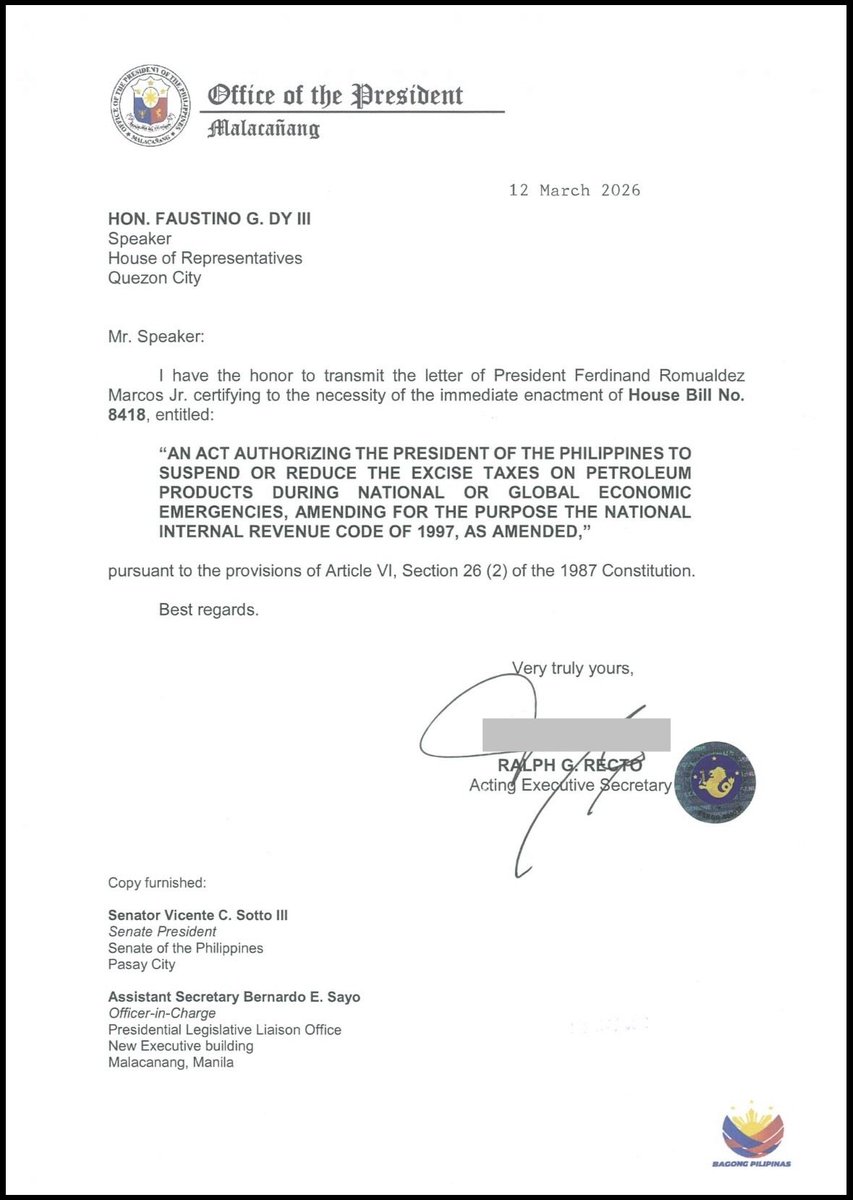JUST IN: President Ferdinand Marcos Jr. has certified as urgent House Bill 8418, authorizing the president to suspend or reduce the excise taxes on petroleum products during national or global economic emergencies. (📸: Rep. Miro Quimbo) | via <a href="/VivienneGulla/">Vivienne Gulla</a>
