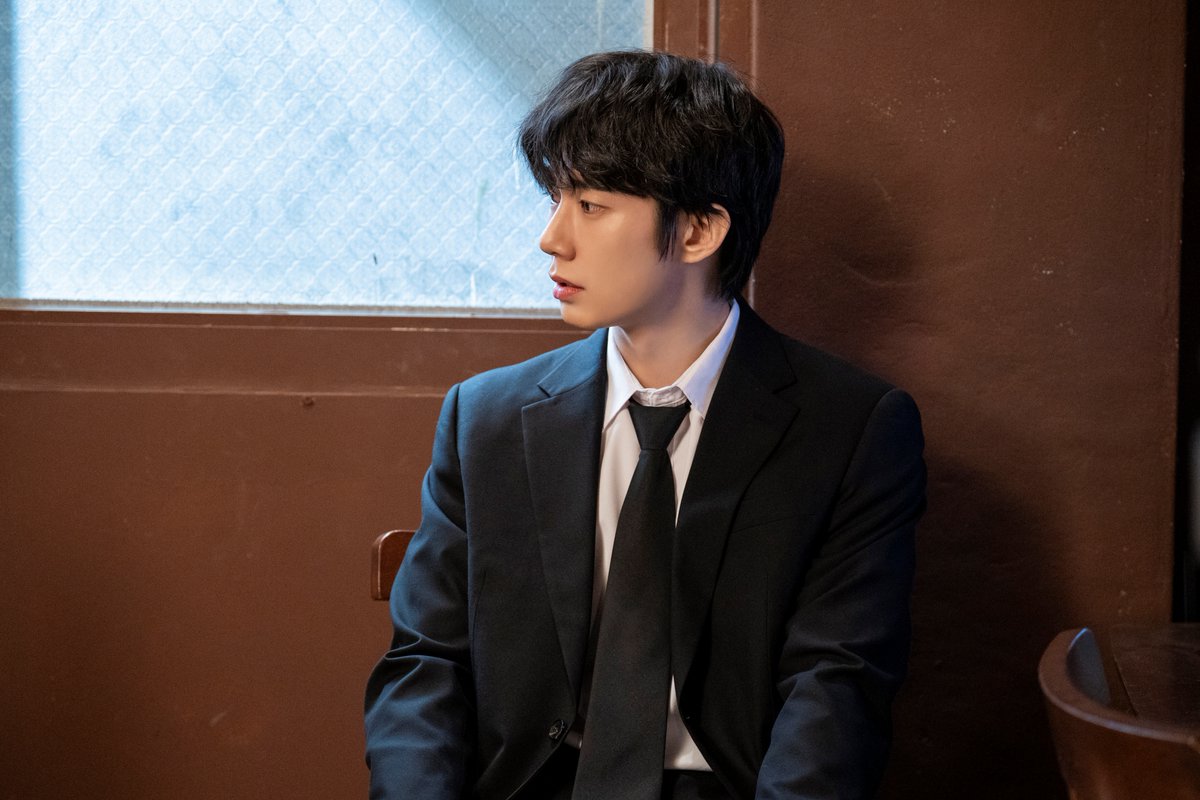 kkbyss_official's tweet photo. [#PHOTO]
마지막 사랑 난 너란 걸 아니까...🌻

#손우현 #SonWooHyeon
#가비엔제이_해바라기 #GavyNJ_Sunflower https://t.co/6Nd8KCxzqH