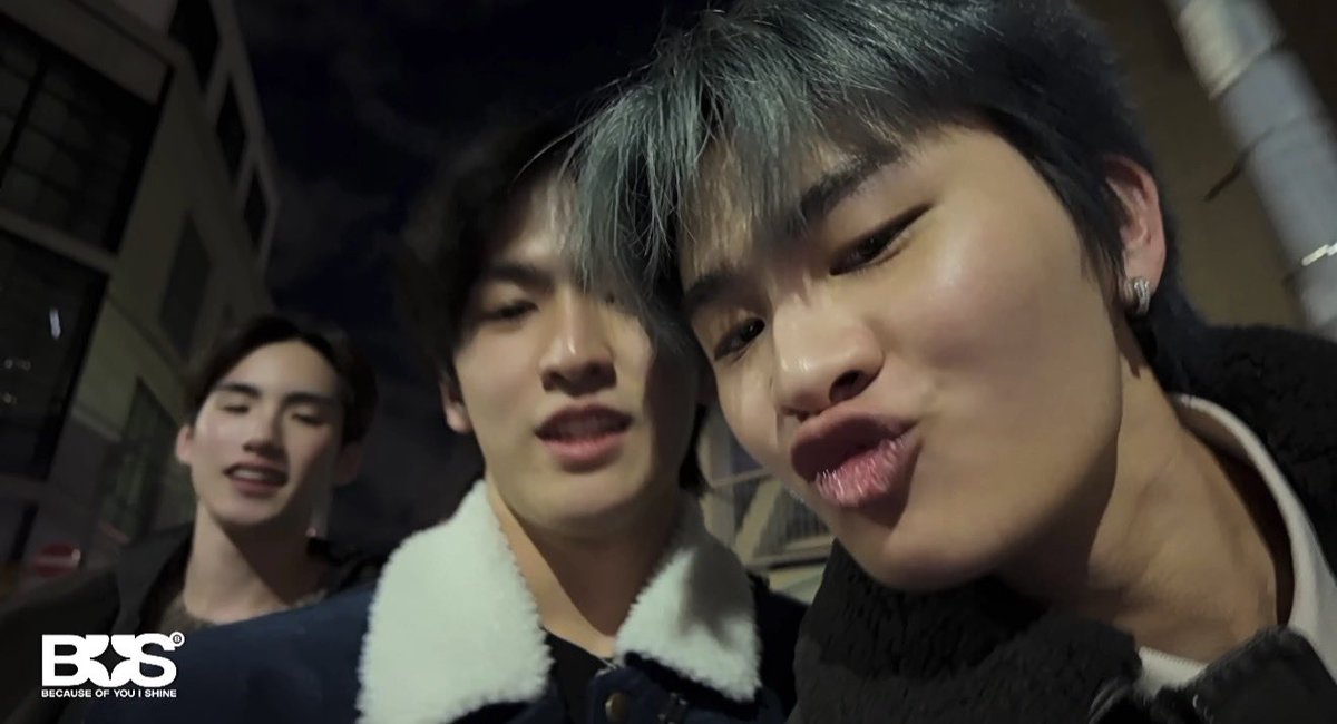 babichuuuuu's tweet photo. สามหนุ่ม สามมุม สามซน สามดื้อ หล่อwa

#PHUTATCHI
#JINWOOKkim #THAIchayanon
#BUSFreeZone https://t.co/IpjujiormJ