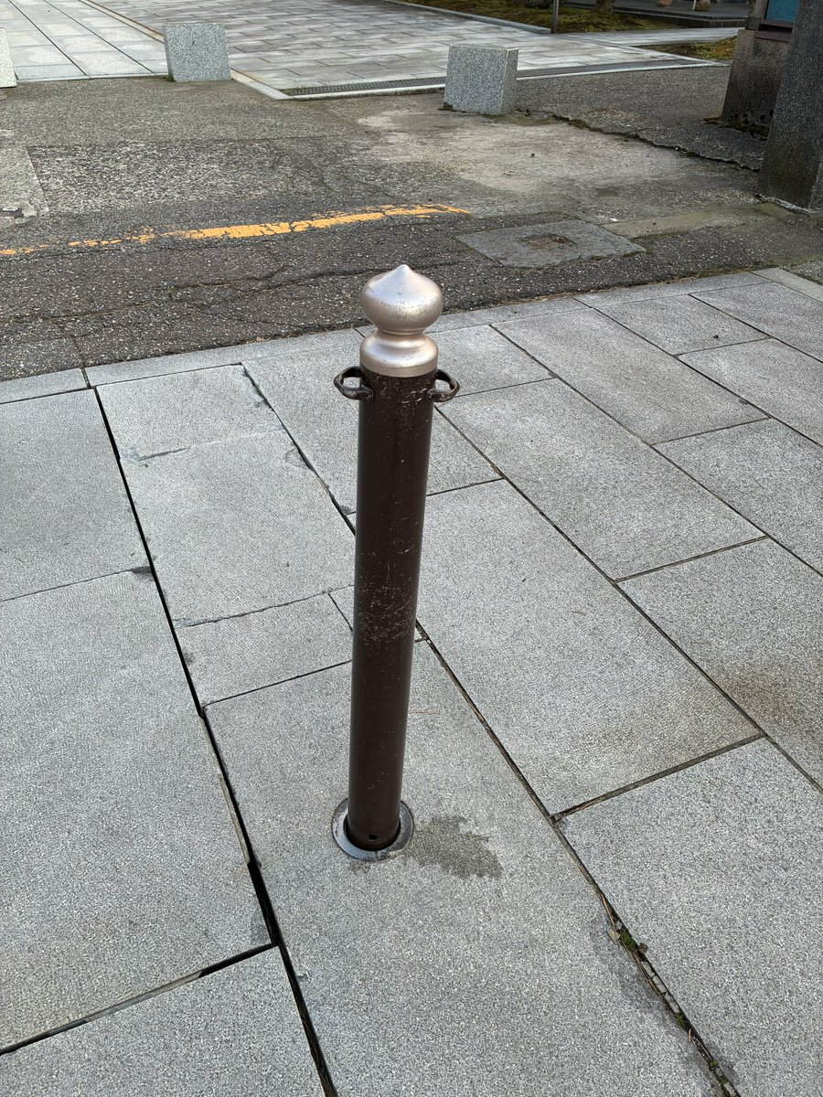 こんなん見たら写真撮っちゃいますよ
仕事病ですわ