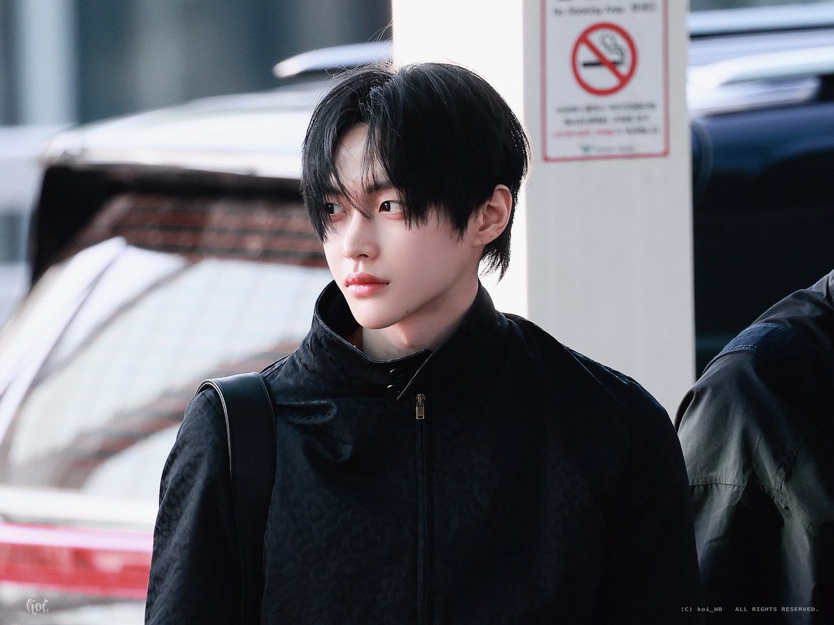 𝒌𝒐𝒊. tweet media