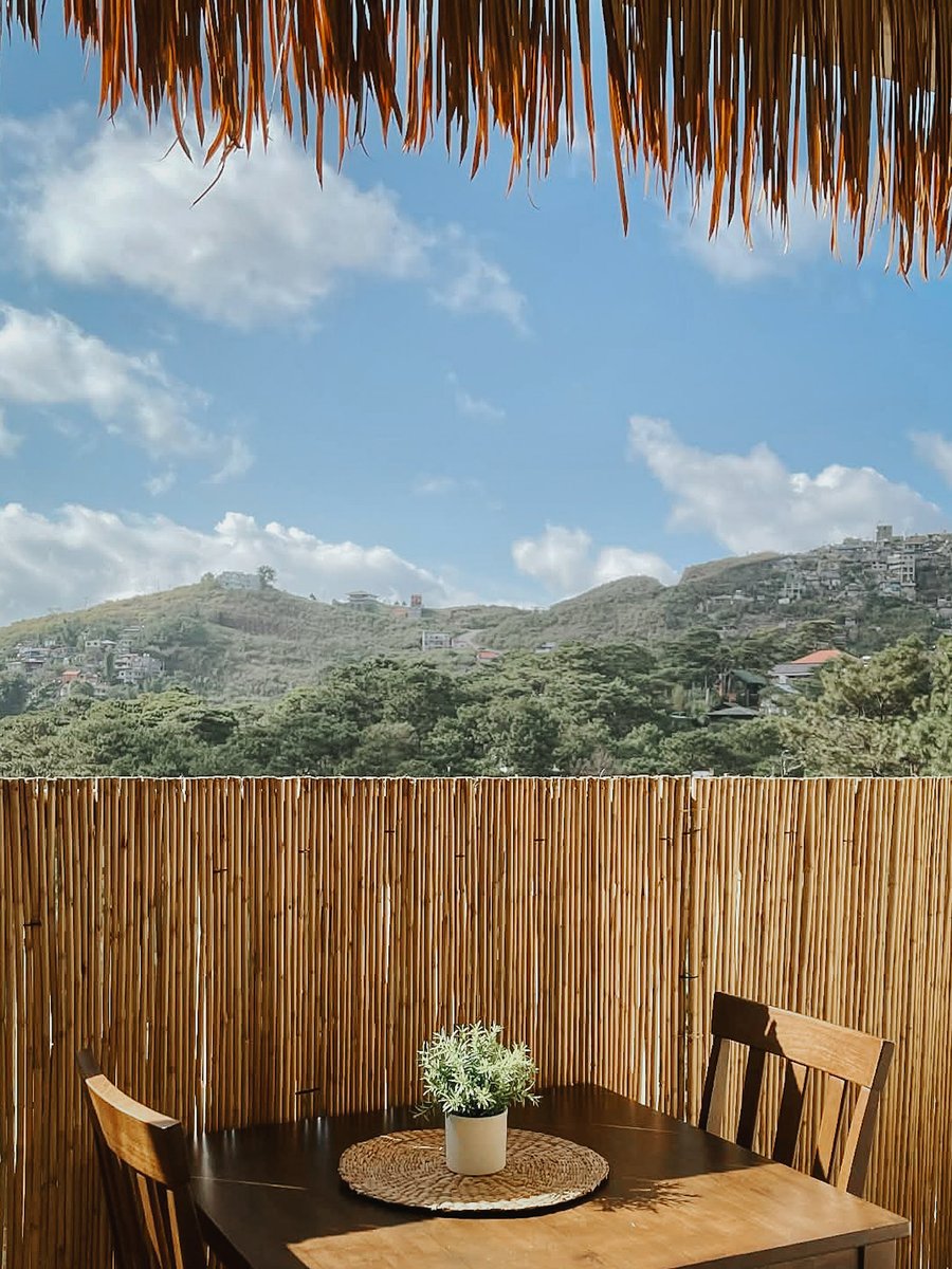 Holy Scheiße tweet media