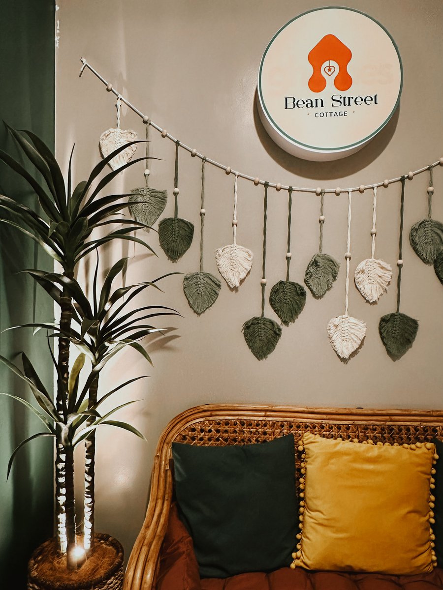 Holy Scheiße tweet media