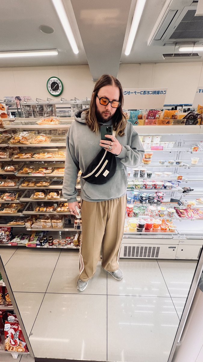 Louis Dazy tweet media