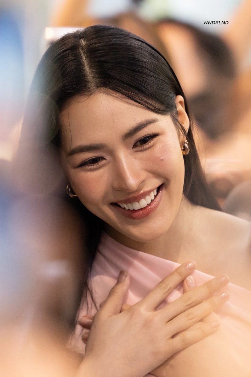 wonderland ◡̈ tweet media