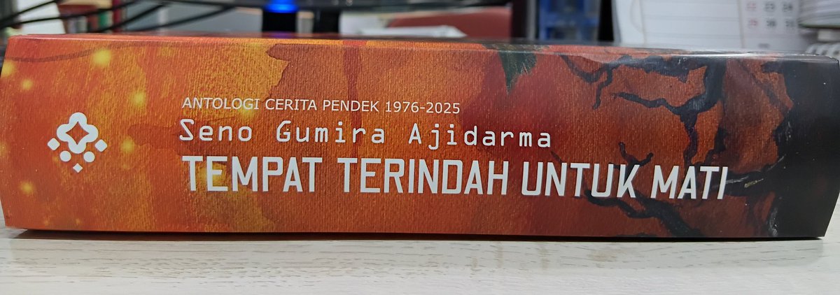 Dewan Redaksi Mizan Pustaka tweet media