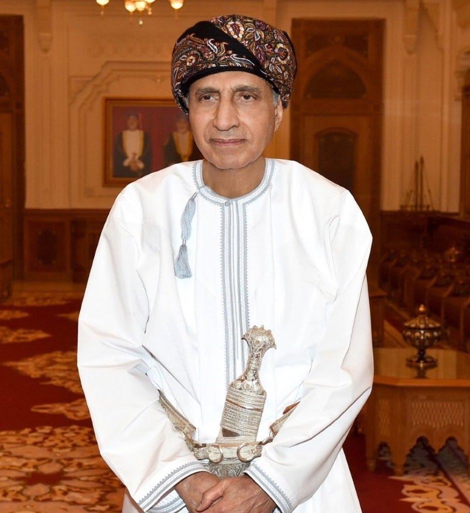 ahmedalfutaisi's tweet photo. بقلوب يملؤها الحزن والأسى، تلقينا نبأ وفاة المغفور له بإذن الله صاحب السمو السيد #فهد_بن_محمود آل سعيد، الذي كان أحد رجالات عُمان الأوفياء، وساهم بعطائه وإخلاصه في مسيرة النهضة المباركة وبناء الدولة العصرية.

إرثه الوطني وما قدمه من جهود مخلصة سيبقى حاضرًا في ذاكرة عُمان وأبنائها. نسأل الله العلي القدير أن يتغمد الفقيد بواسع رحمته، وأن يسكنه فسيح جناته، وأن يلهم أسرته الكريمة والشعب العُماني الصبر والسلوان.