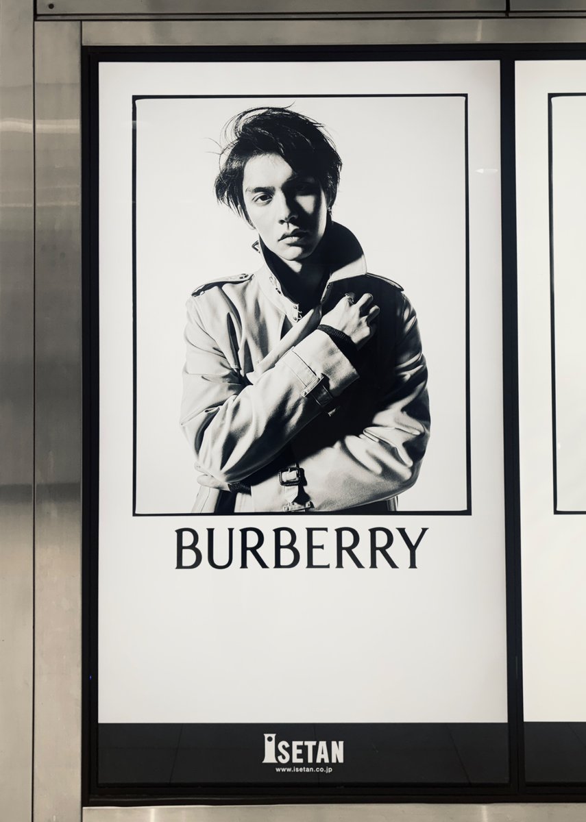 cmd_Ccccc's tweet photo. 📍Shinjuku, JAPAN

The Trench, Portraits of an Icon ✨

Celebrating 170 years of Burberry with a tribute to our house signature.

伊勢丹にBright…嬉しい😭

#BurberryxBright 
#bbrightvc 
#Burberry
@bbrightvc https://t.co/alLLO2u0CX