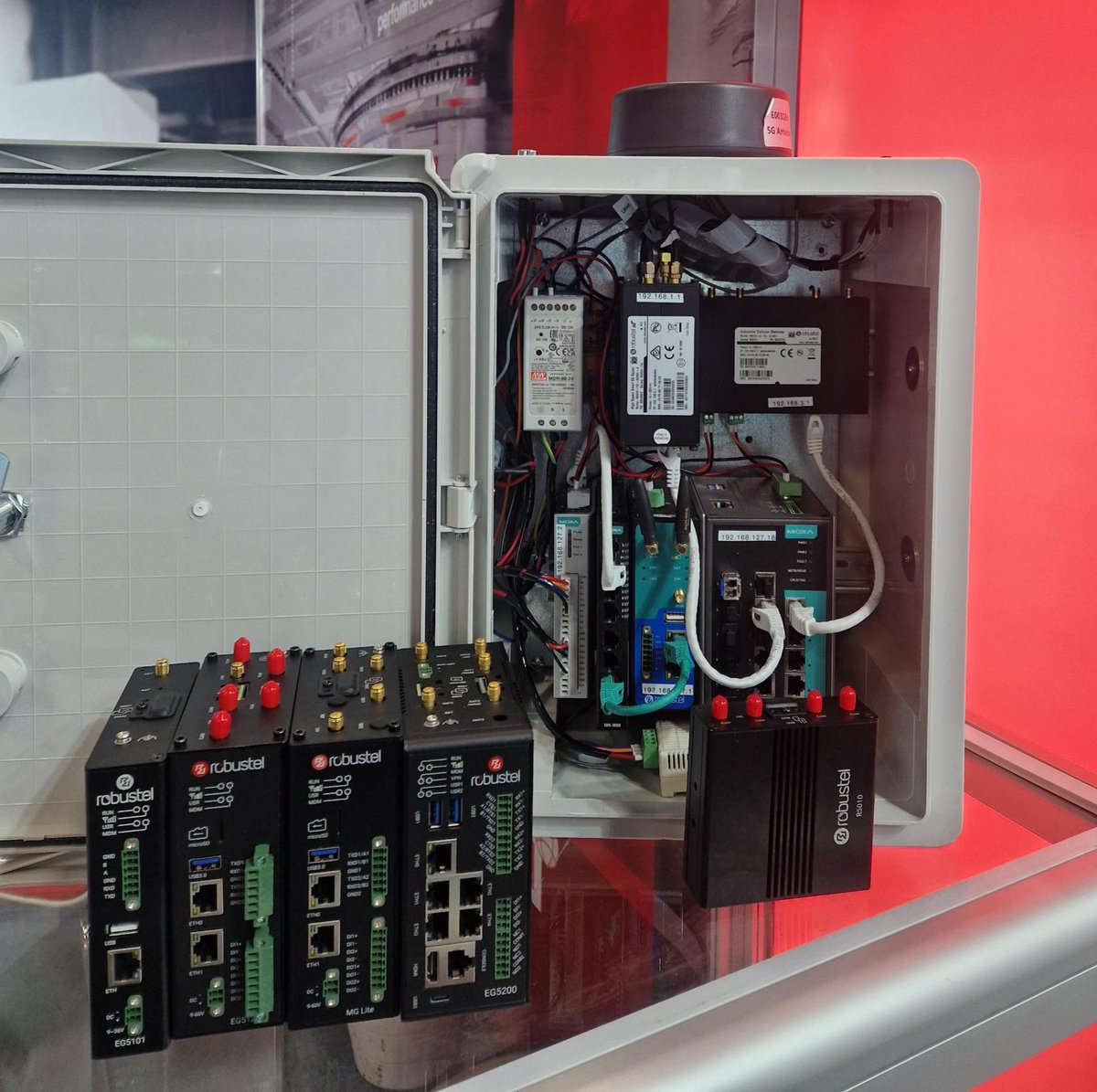 Robustel tweet media