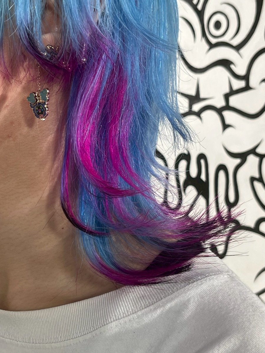 parupunte_2006's tweet photo. 【OSAKA】TRICK STORE

#派手髪 #ブリーチカラー #lightgreenhaircolor

SHOP： @trickmonster06

料金詳細は💁 https://t.co/ZlUxnO71gj

ADDRESS:大阪市中央区西心斎橋1-16-7
サザンウエストビル2-A

OPEN:12:00~21:00
TEL:06-6245-2040

ご予約は店舗までお電話ください☎️ https://t.co/MsZJoZMlpc