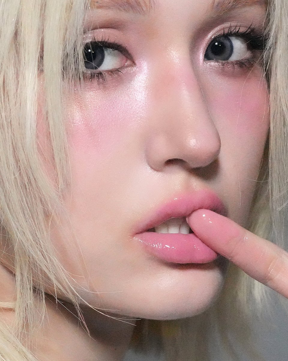 GLYF 글맆 tweet media