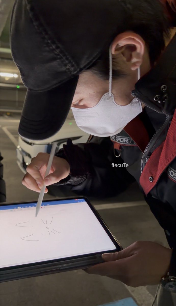 먕카이브 tweet media