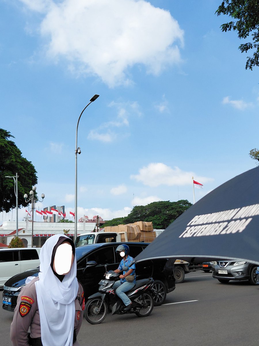 LEO. 🔻 tweet media