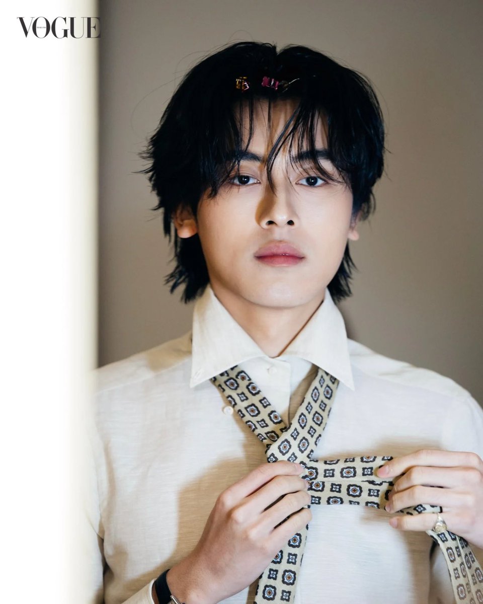 Vogue Thailand tweet media