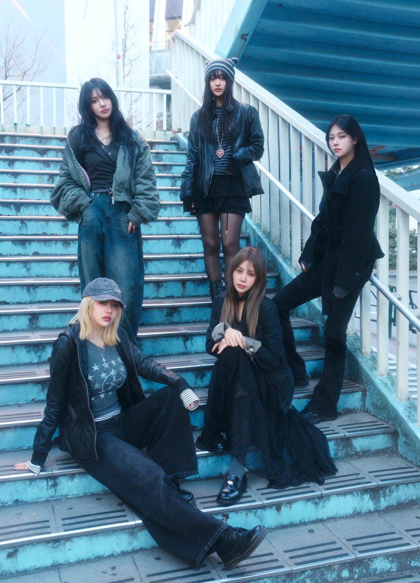 LATENCY
1st Mini Album [LATE O’ CLOCK]
CONCEPT PHOTO Ⅰ  

2026.03.18 6PM (KST)

#LATENCY #레이턴시
#LATE_O_CLOCK