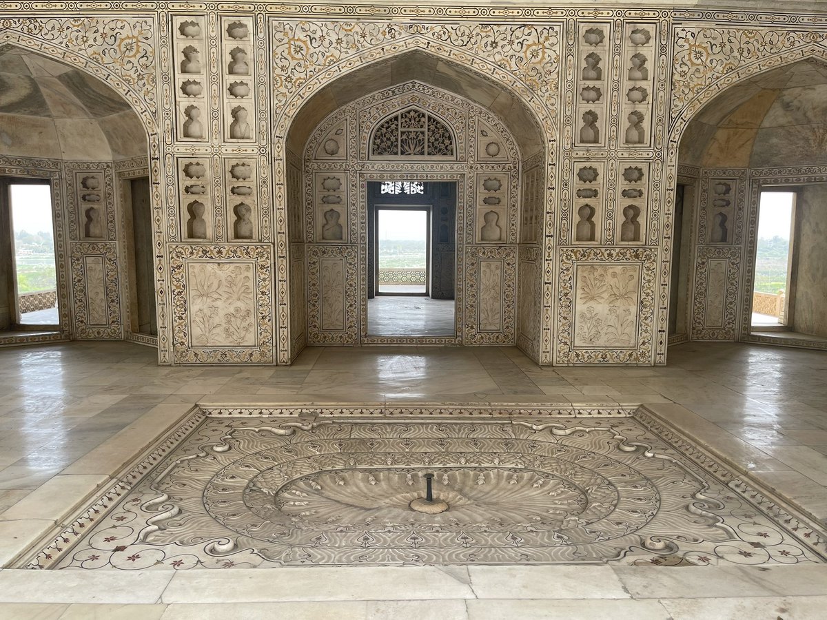 Agra Fort #India  … beautiful!!!