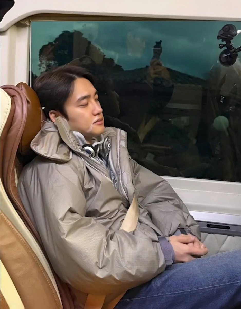 🐰가 찍은 됴맹구

#도경수 #디오 #KYUNGSOO #ギョンス