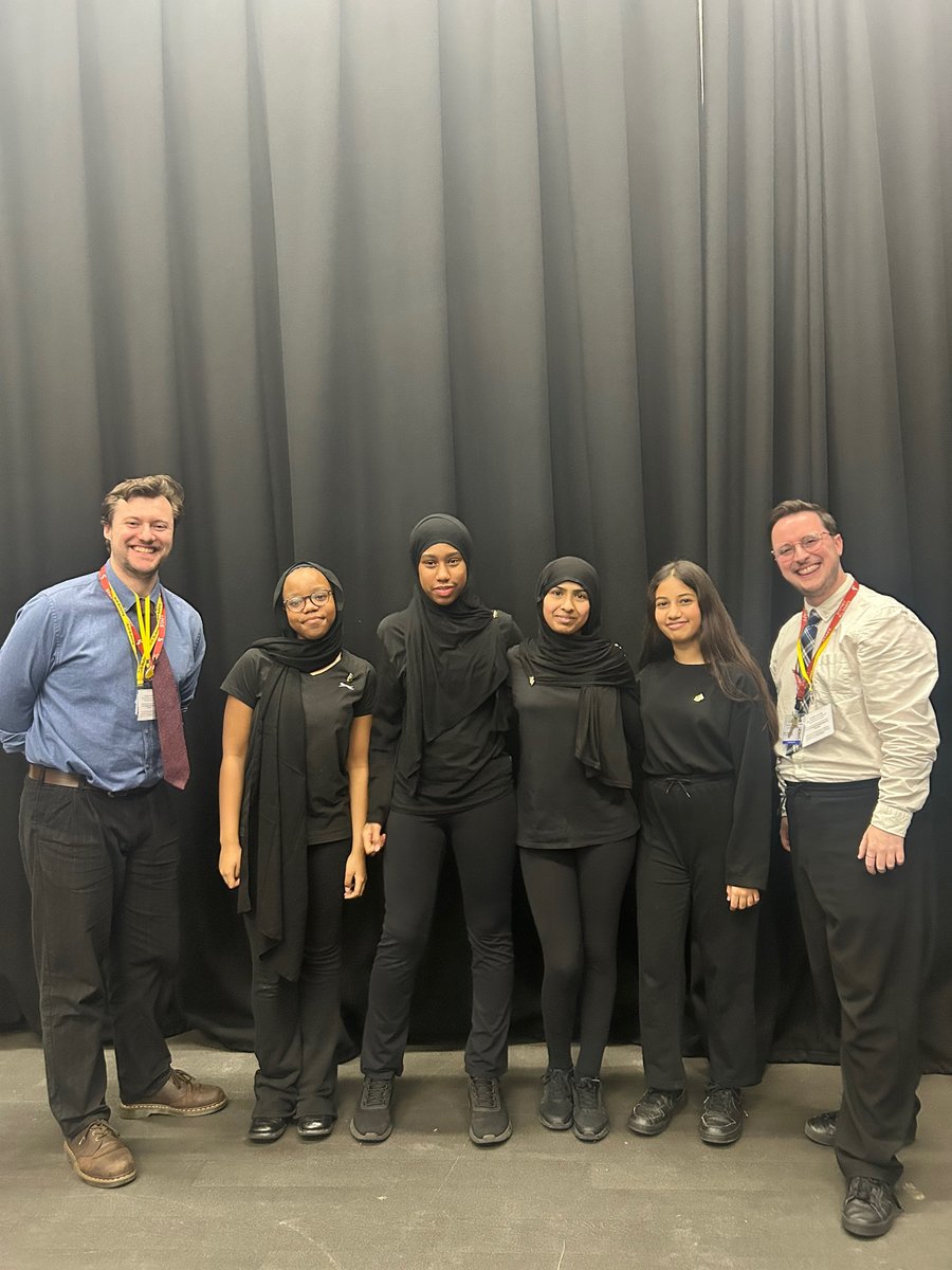 Stepney All Saints School tweet media