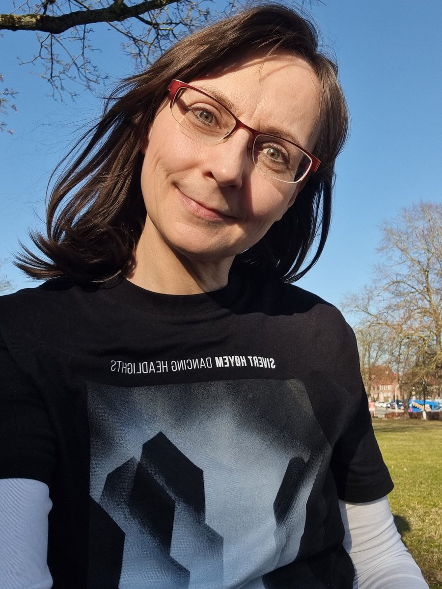 Claudia ☀️ tweet media