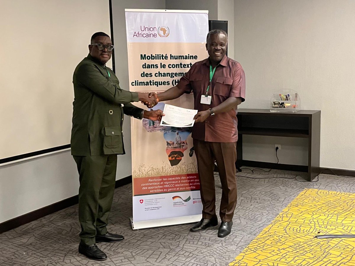 AU_HHS's tweet photo. @GIZAfricanUnion @IGADPeace @ECA_OFFICIAL @ecowas_cedeao @COMESA_HQ @CEEAC_ECCAS @ACHPR @_MbokaziSabelo @IomAcbc @SADC_News @RK_Karanja While the workshop comes to a close, the work continues. For @_AfricanUnion & #RECs, the next step is clear: turning knowledge and insights into stronger policies & coordinated action on climate mobility across Africa.
📍Nairobi🇰🇪
📅9-11 March
#ClimateMobility
#Migration4Dev’t https://t.co/uqajHamz5Q