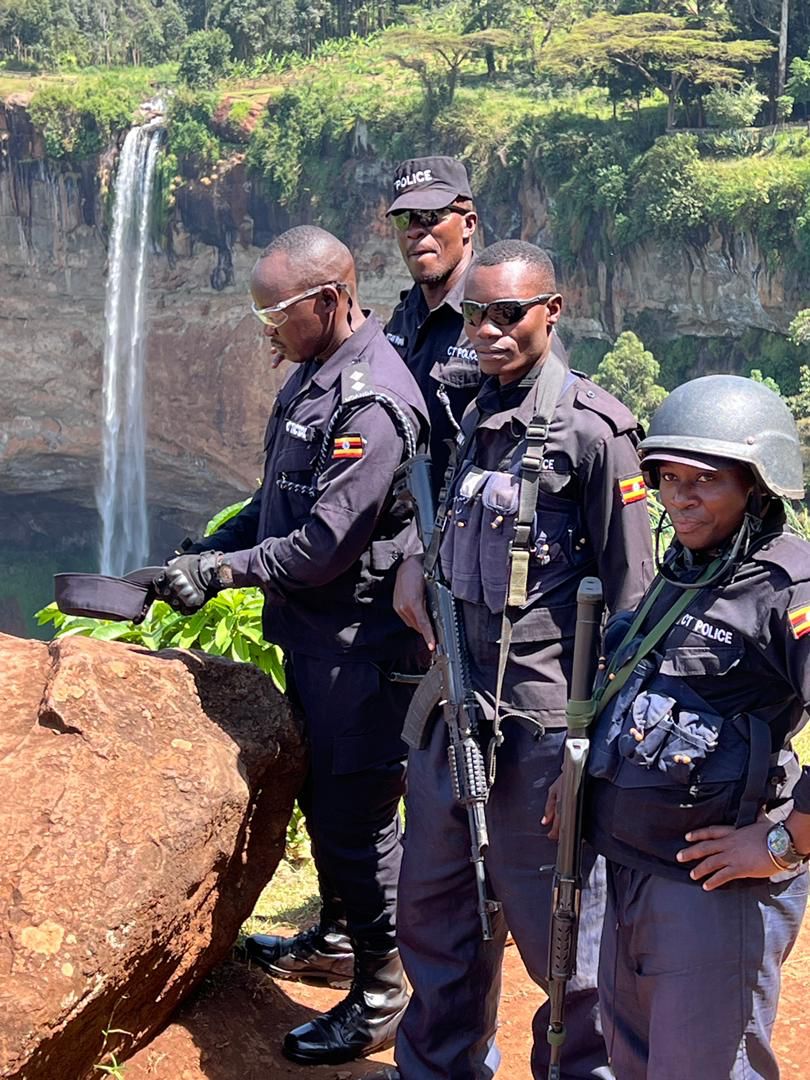 BOBI WINE tweet media